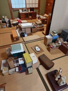 Read more about the article 姫路市 鉄瓶 花瓶 茶道具 贈答品 買取り