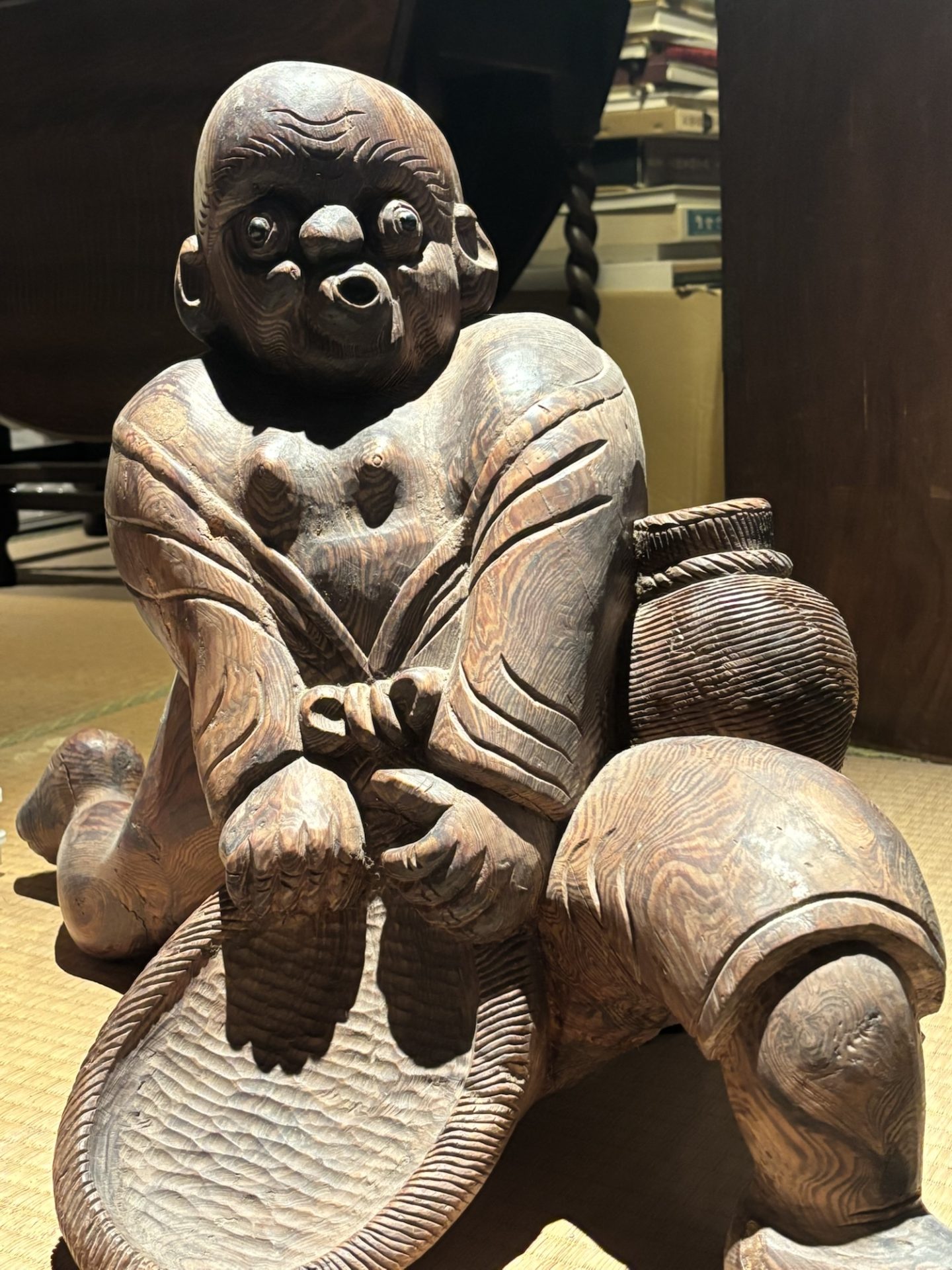 You are currently viewing 姫路市　古民家で木彫、掛軸、レトロ品の買取りありがとうございました。
