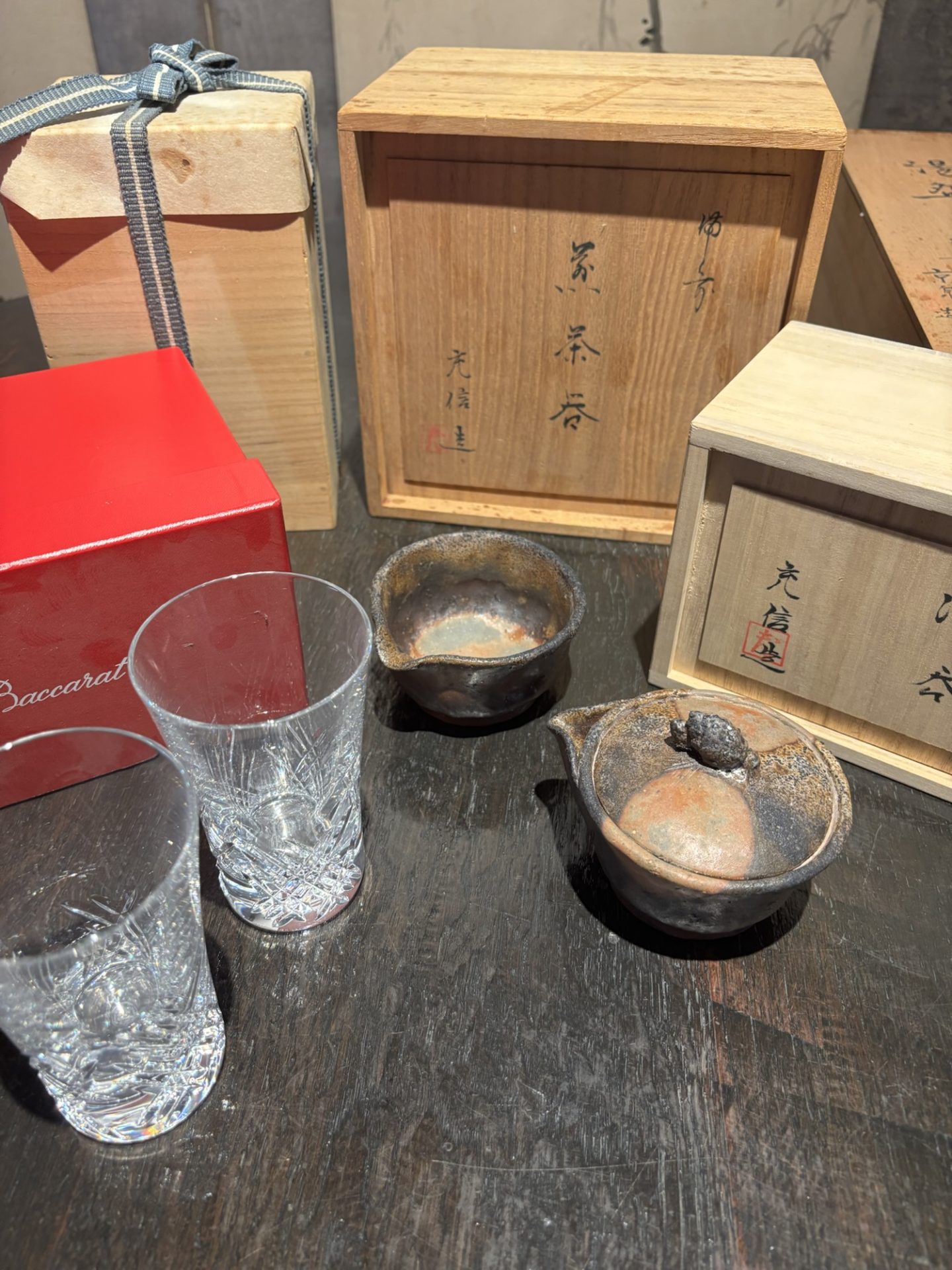 You are currently viewing 店舗持ち込み　バカラのグラス、備前焼の宝瓶などの買取りありがとうございました。