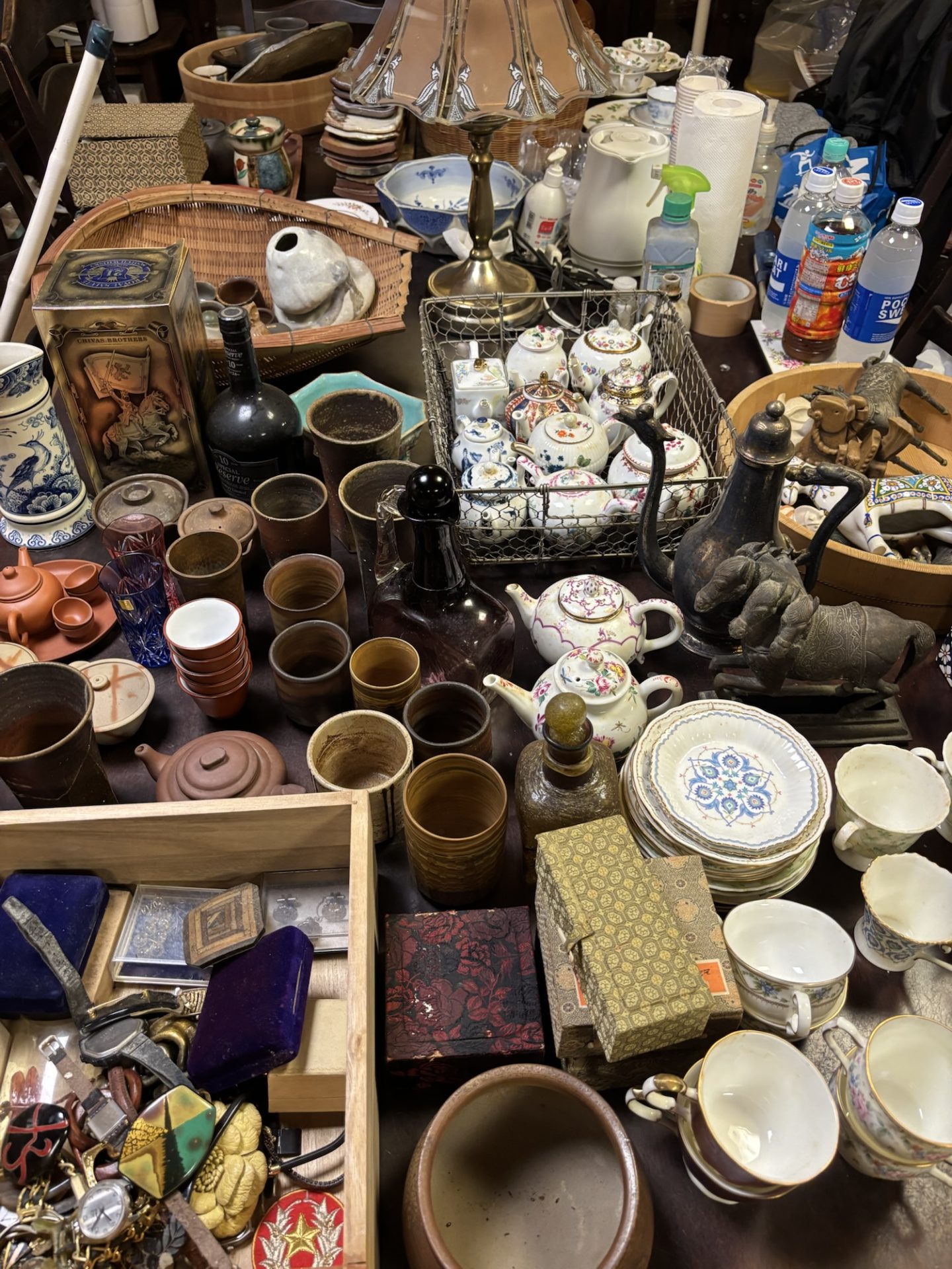 You are currently viewing 岡山市　備前焼の宝瓶（藤原啓）、倉敷ガラス、中国美術、朱泥の買取りありがとうございました。