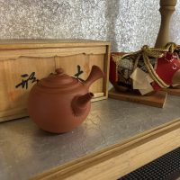 姫路市　山田常山の朱泥の急須、陶器、掛軸の買取りありがとうございました。