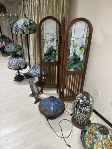 Read more about the article 芦屋市　ステンドグラスのランプ買取りありがとうございました。