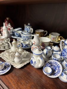 Read more about the article 姫路市　ミニチュアの洋食器、ガラス細工の買取りありがとうございました。